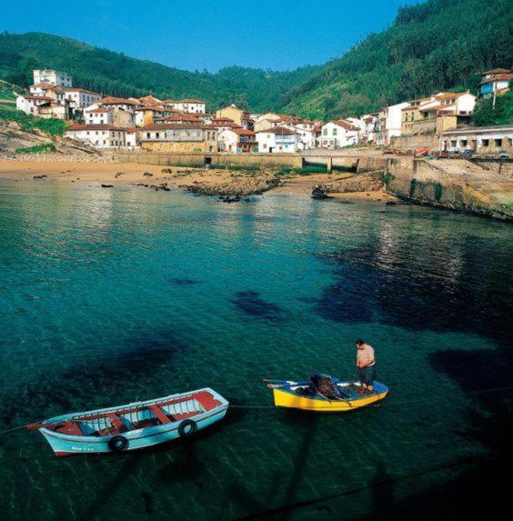 Playa Del Puntal I Villaviciosa Primera Linea Playa Buitenkant foto